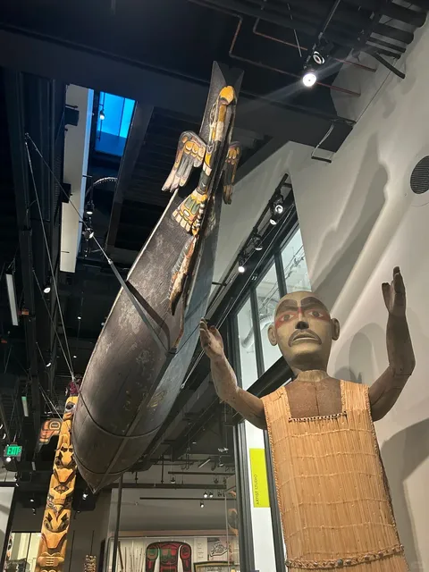 ​​Burke Museum | Seattle's Hidden Gem for Natural History Lovers 🦖🧬​