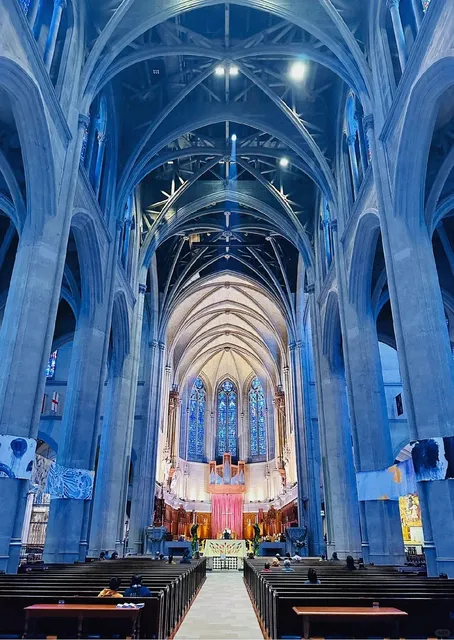 San Francisco Snapshots • Grace Cathedral 