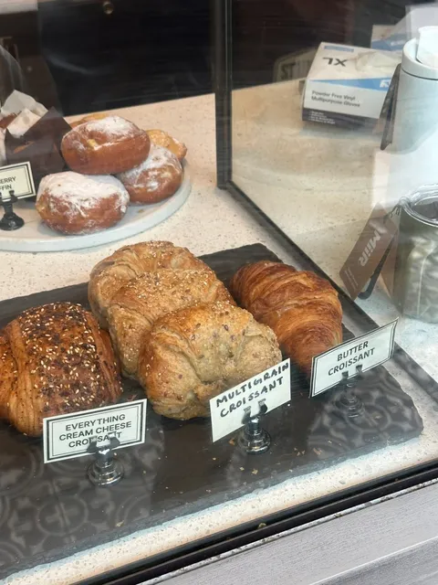 NYC ☕️ BKDT Chain Café with Top 3 Coffee in the City