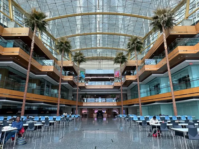 My Whirlwind One-Day Trip to Detroit 🚶‍♀️🌆