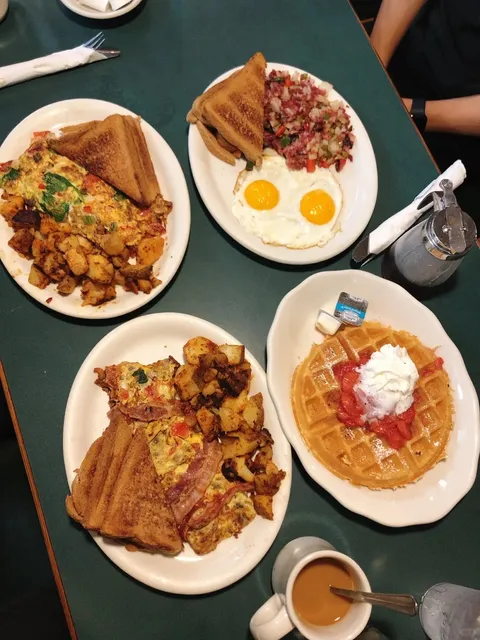 🍽️ Ithaca Food Guide | What I Ate at Cornell 🍽️