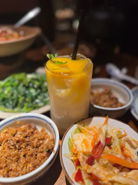 NYC East Village | Hotspot Review: Mountain House Sichuan Cuisine 🌶️