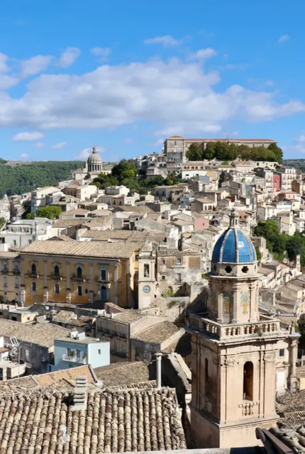 Cycling in Sicily, an Ancient Town Nestled in the Mountains: Ragusa 🚴