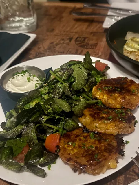 "57/100: Trying 100 Restaurants with My Boyfriend in Boston 🍴