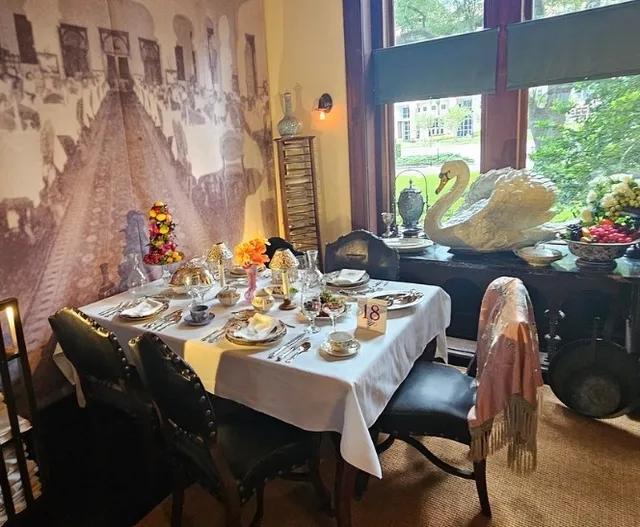 The Historical Echoes of the Henry B. Plant Museum!