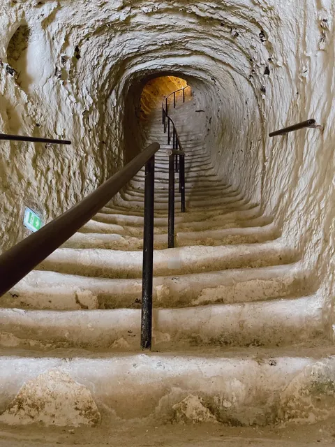 Paris Suburbs | La Roche Guyon 🚗🏰