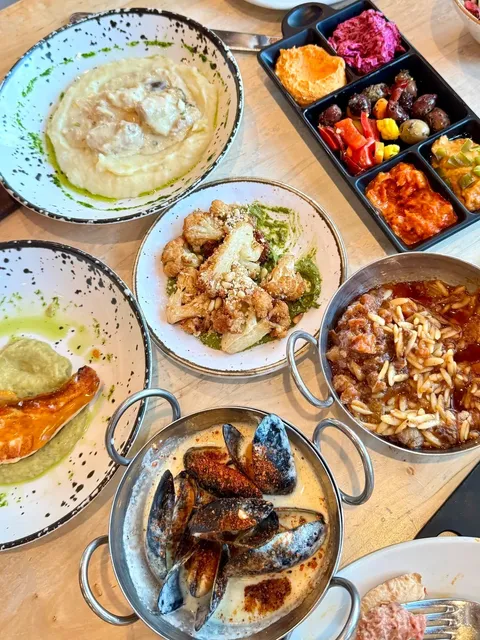 DC🍽 Perfect for Group Dining: Balkan Buffet Style 🥧