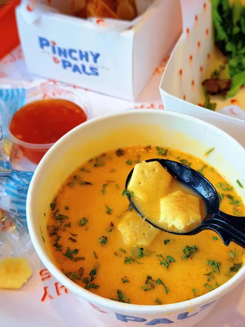 Tustin The District — This Lobster Roll is Unbeatable! 🦞✨