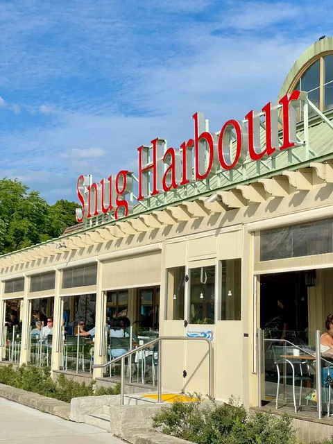 Dining in Mississauga· A stunning lakeside restaurant ⛵️