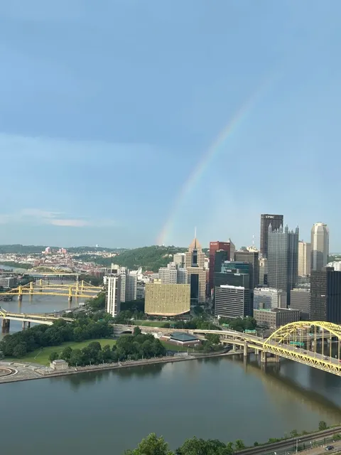 🇺🇸 Pittsburgh Reimagined: From Steel City to Mountain-River Metropol