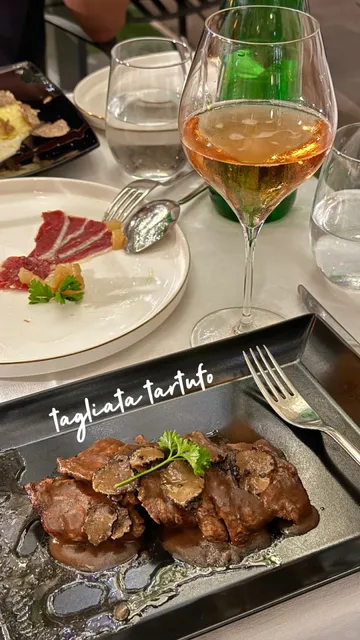 Tried the Most Amazing Black Truffle in Rome❗️