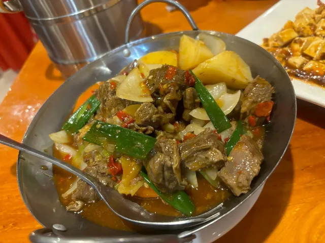 Cairns Food Review: 2 Restaurants Put to the Test! 🍴✨