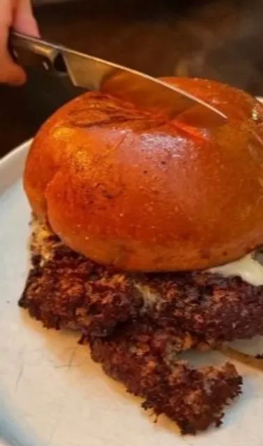 🍸 Petite León | A Buzzing Bistro with Bold Mexican Soul