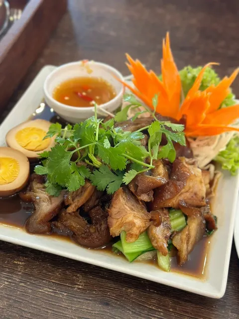 Chon Thong: Berlin's Thai Flavor Bomb 🌶️