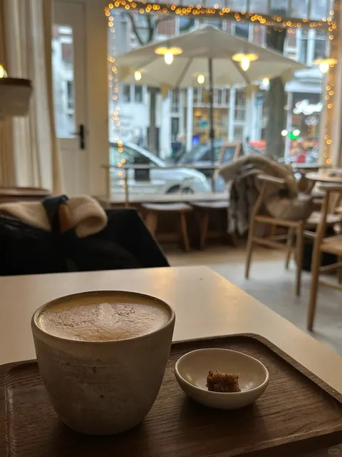 This Café in the Netherlands Is a Must-Visit! ☕️🇳🇿
