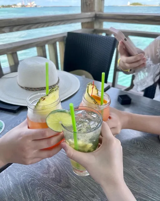 Bahamas 🇧🇸 Nassau🏝️ Most Beautiful Restaurant 