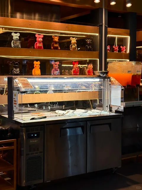 Shunde-Style Rice Congee Hot Pot & Rongbian Ribs Are Finally in LA! 🍲