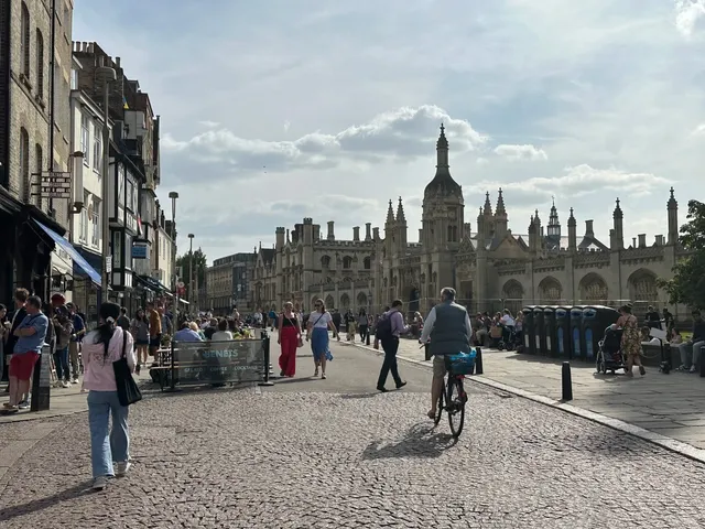 🚣 Cambridge Day Trip Guide | Punting Tips 🛶