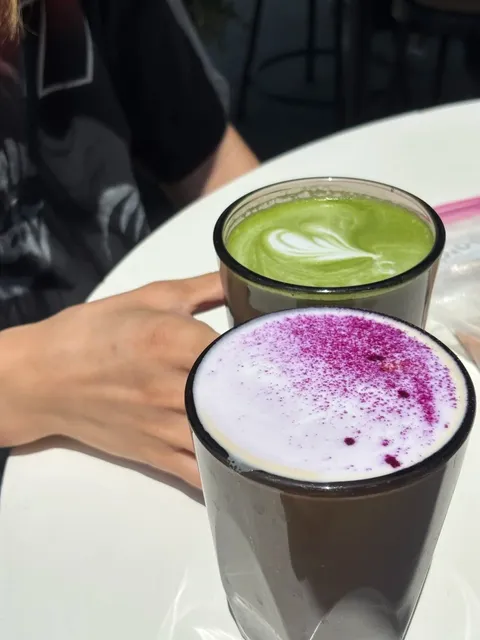 LA Brunch Bliss at Destroyer – Sun, Puppies & Good Eats! 🥰☀️