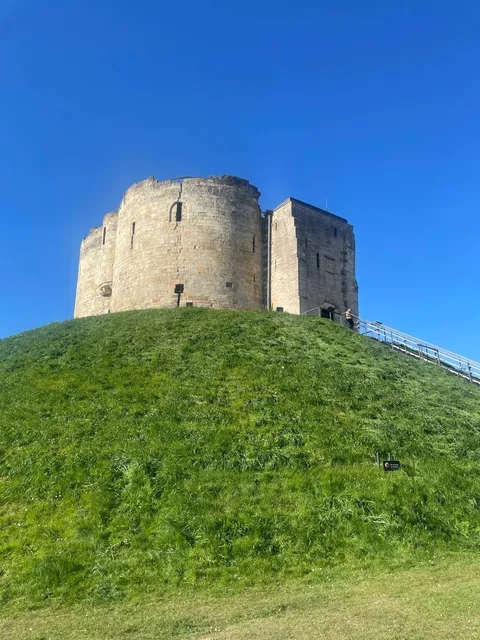 York Half-Day Trip: Chill & Crowd-Free!