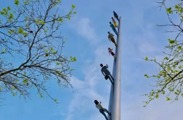 🚶 “Walking to the Sky” | A Bold Ascent in the Heart of Pittsburgh