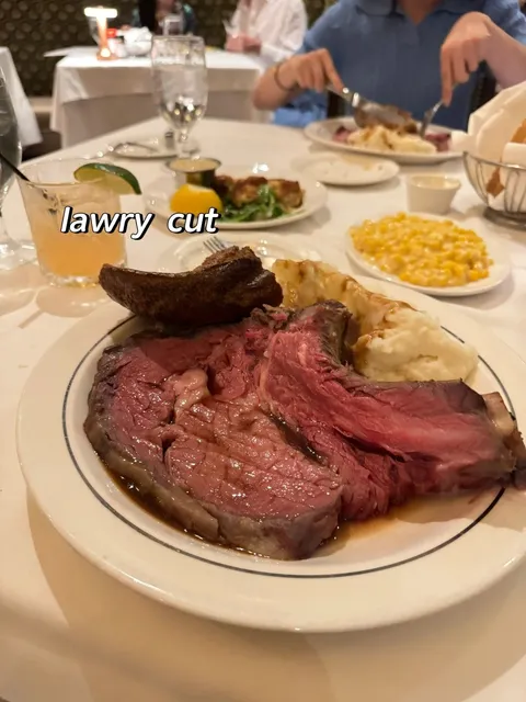 Prime Rib Heaven! Lawry’s Totally Blew Me Away 🤯🥩