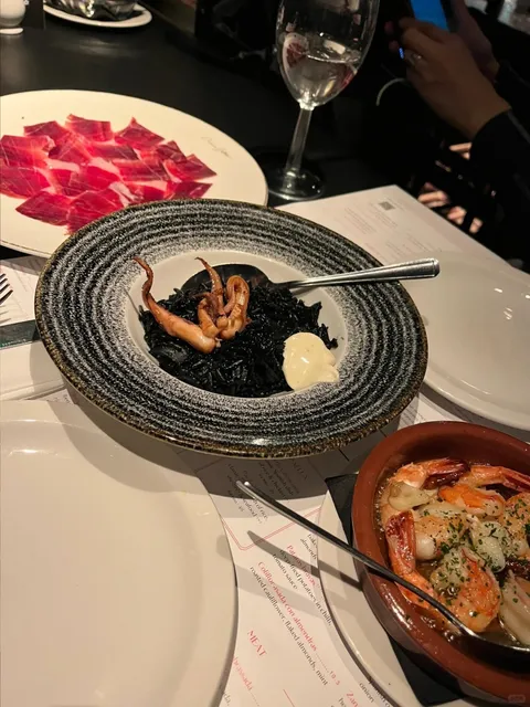 London's Beautiful and Refined Spanish Restaurant!!!