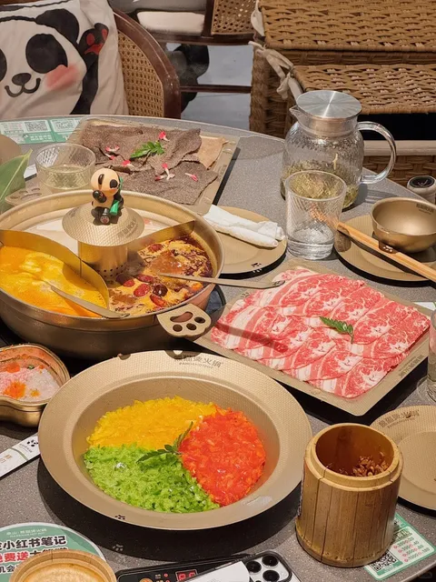 Flushing’s Cutest Hot Pot | Panda Hot Pot 🐼