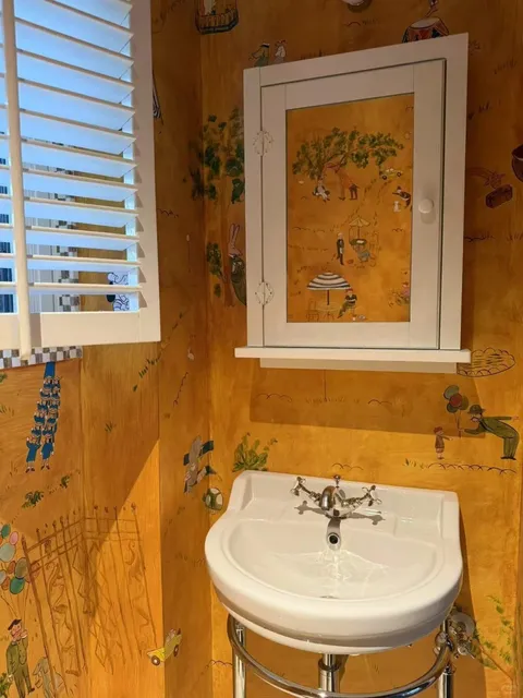 Hand-Painted Reproduction of Bemelmans Bar's Mural Elements 🎨