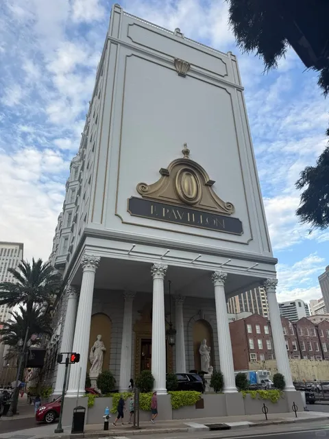 New Orleans Accommodation Guide 🏨