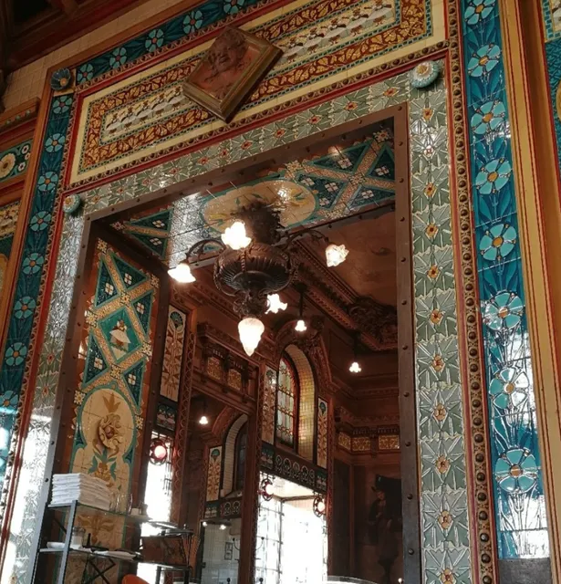 ​​🇫🇷 Nantes | La Cigale: A 129-Year-Old Brasserie That Still Shines!