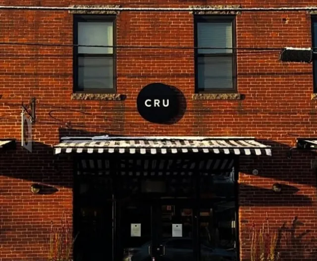 Cru PVD | A Modern Restaurant Blending Creativity and Flavor