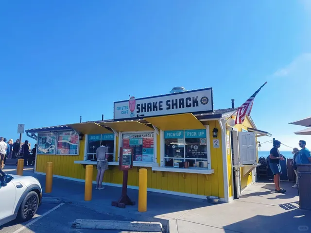 The Most Beautiful Shake Shack in California 🍔🌅