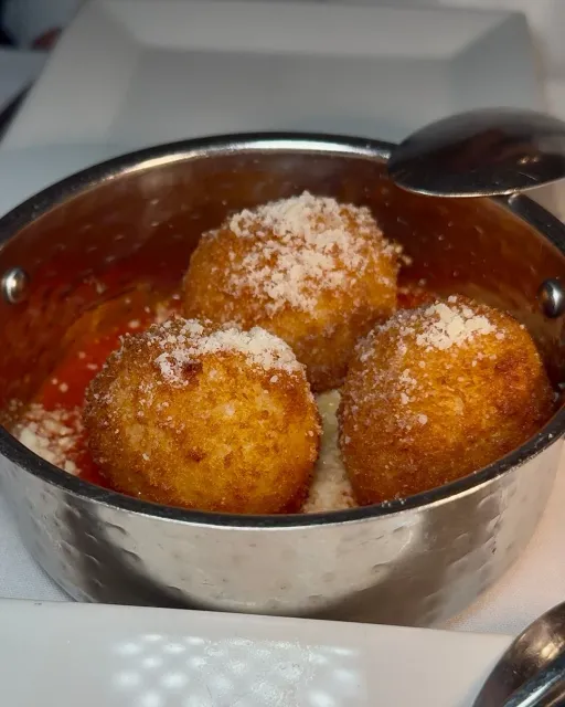 Delicious Italian in the West Village! 🍝🌿💫