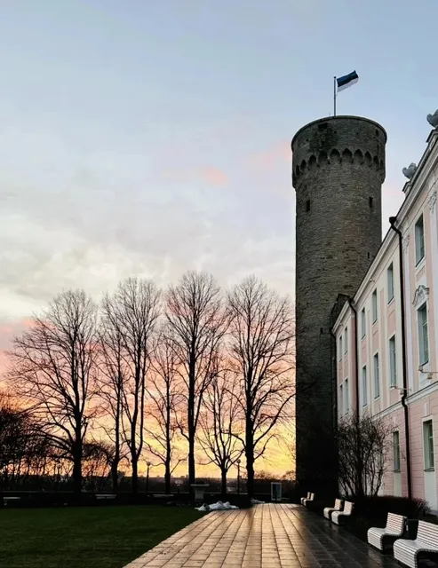 ✨ Tallinn｜A Baltic Fairytale Castle! Medieval Old Town