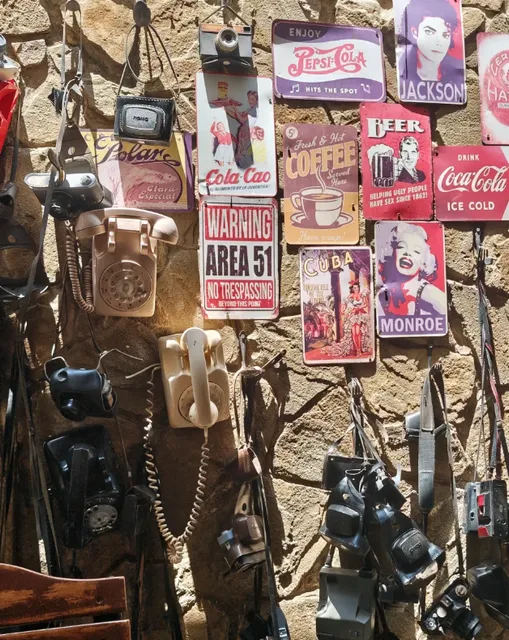 🍕 Havana's Local Hangout｜El Vampirito: Where Cubans Grab a Bite