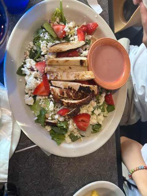 Cheesecake Factory | My Go-To Picks After Countless Visits! 🍽️💫