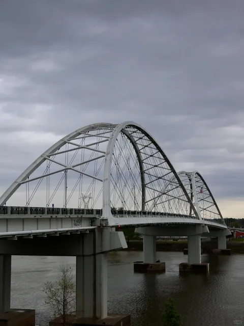 🇺🇸 Travelogue / Little Rock: Seemingly Sketchy but Actually Sweet!