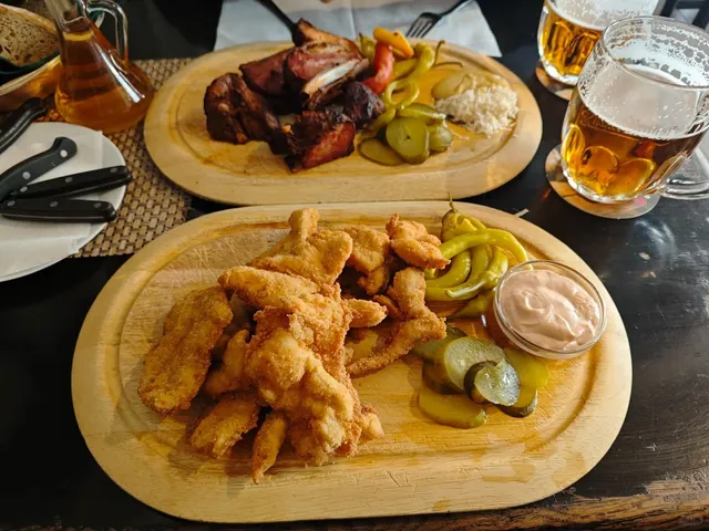 🍖 Ostrava Food Surprise! | Czech Industrial City's Hidden Gem