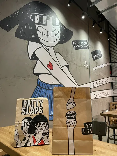 Montreal Food Adventure: Patty Slaps