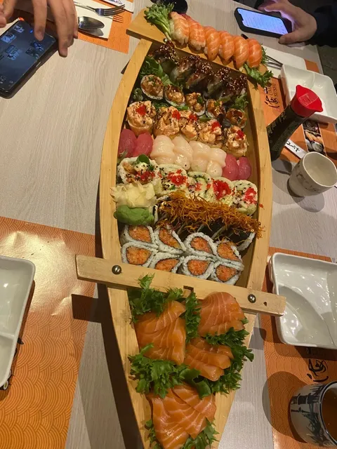 Umi Sushi: Montreal’s Hidden Gem with a Guobaorou Twist 🍣🏔️