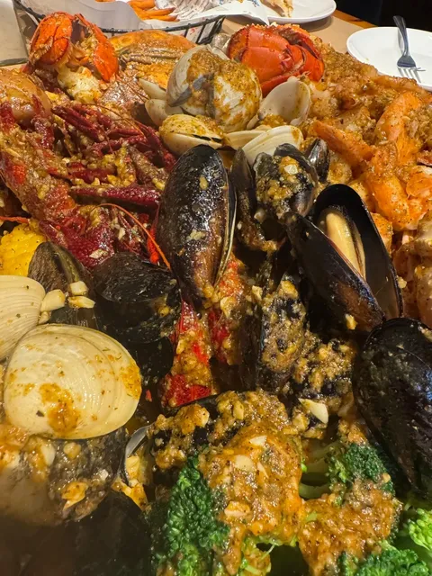 Fiery Crab 🦀｜This Seafood Spot’s Flavor is Absolutely Insane! 🔥