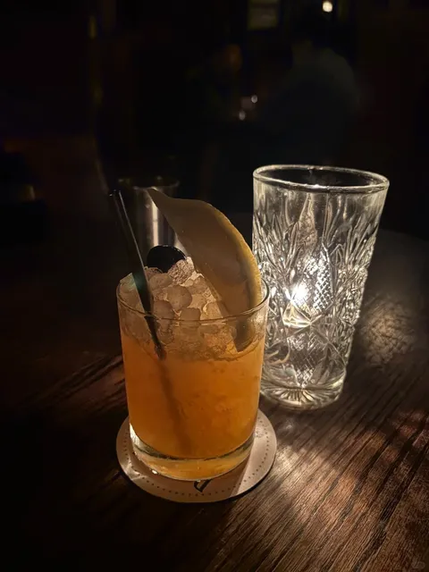 New York LIC Bar | Dutch Kills 🍸