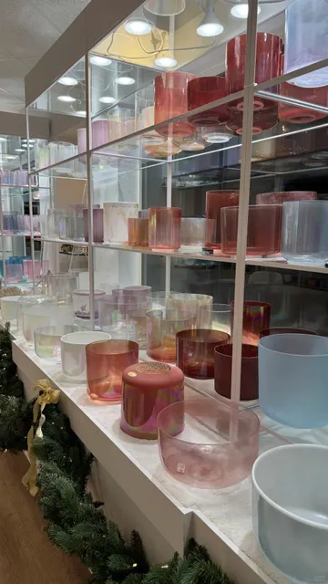 There's a Snowy Mountain at the Edge of California 🏔️: A Travel Guide