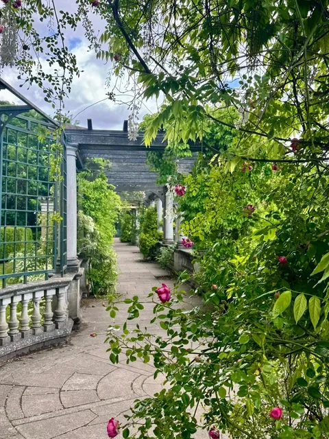 🇬🇧 The Hill Garden and Pergola - London's Best Kept Secret! 🌿✨