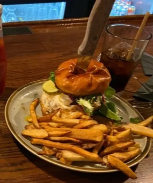 🦪 Sundae Cafe at Tybee | Hearty Seafood & Comfort Food