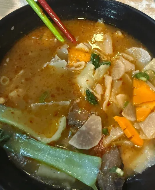 Pokhara, Nepal 🇳🇵 | Local Dishes That Saved My Chinese Stomach