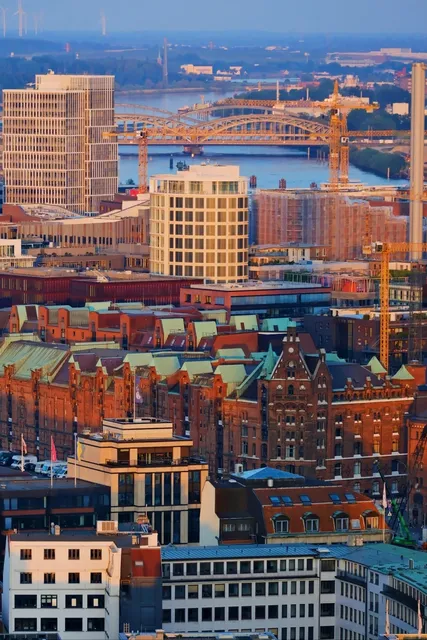 🇩🇪 Hamburg Weekend | Best Sunset Spots in the Port City 🌅✨