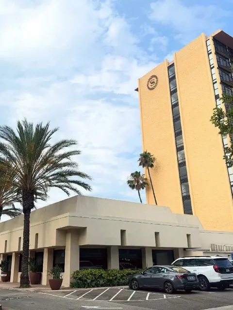 This Affordable LA Hotel Offers Direct Access to Disney! 🎢