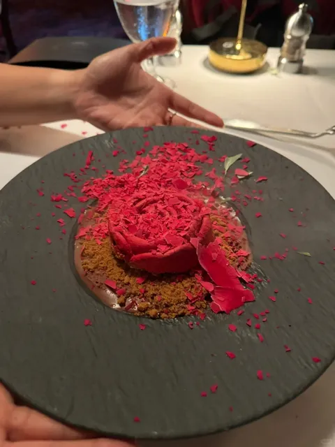 Cincinnati Food Review | Carlos & Johnny’s